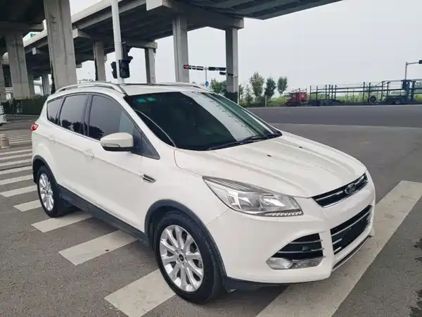 Ford Kuga 2016