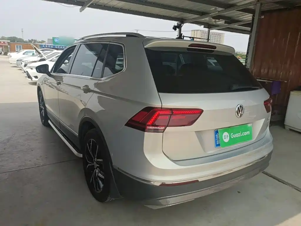 Volkswagen Tiguan L 2018 — фото 5