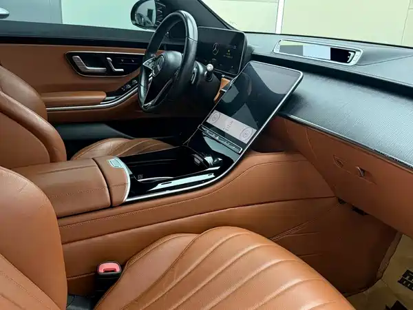Mercedes-Benz S-Class 2023