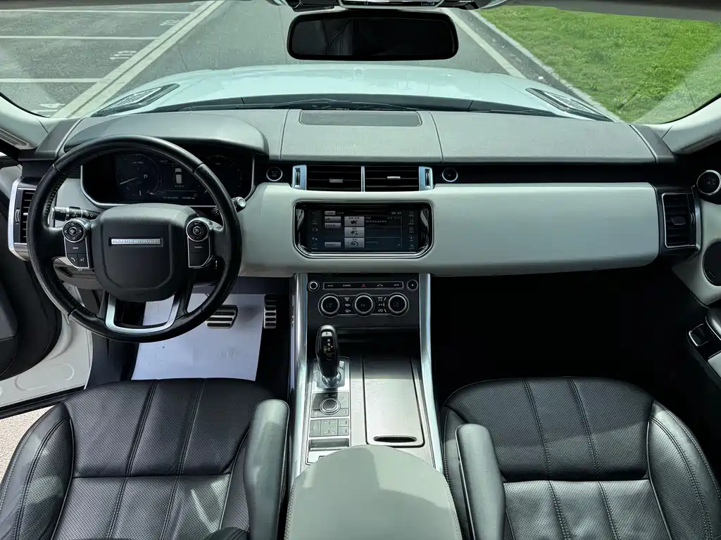 Land Rover Range Rover Sport 2015 — фото 8