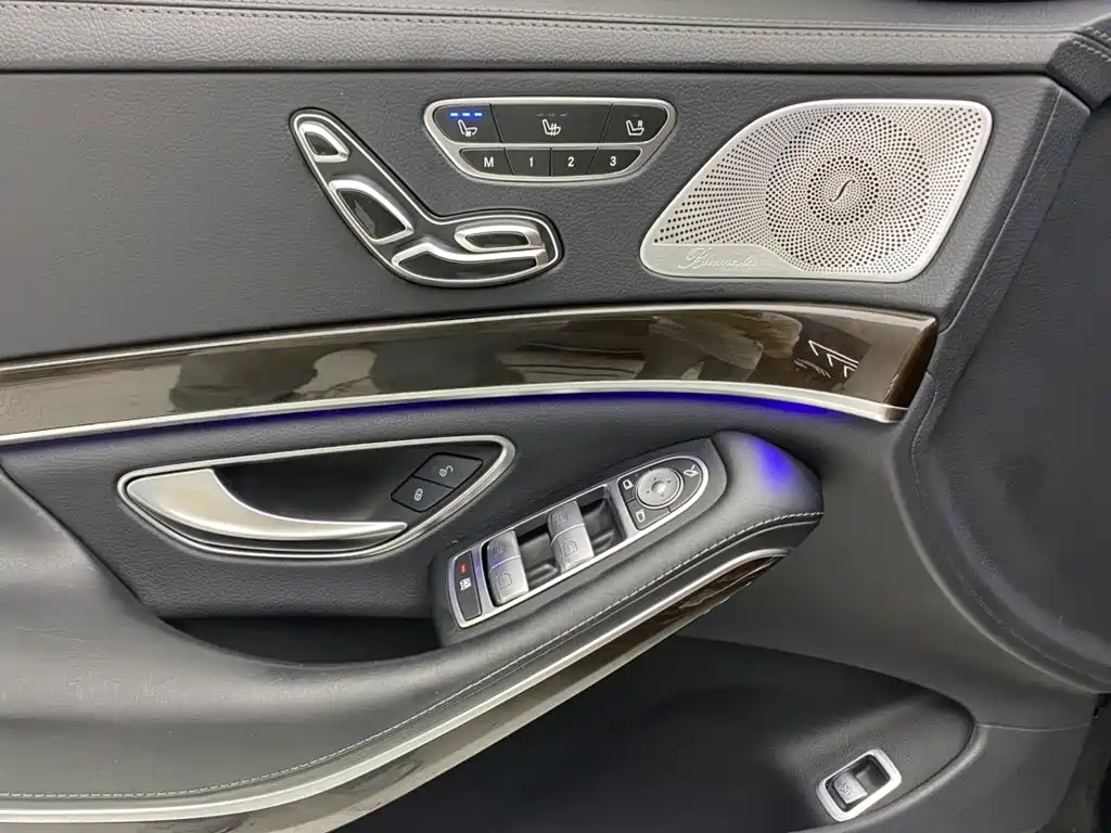 Mercedes-Benz Maybach S-Class 2020 — фото 24