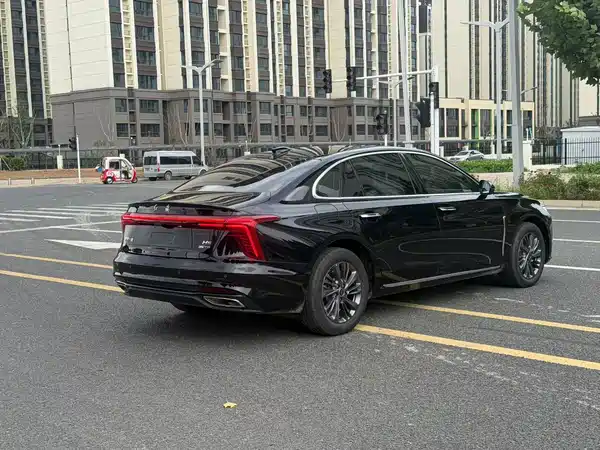 Hongqi H5 2026