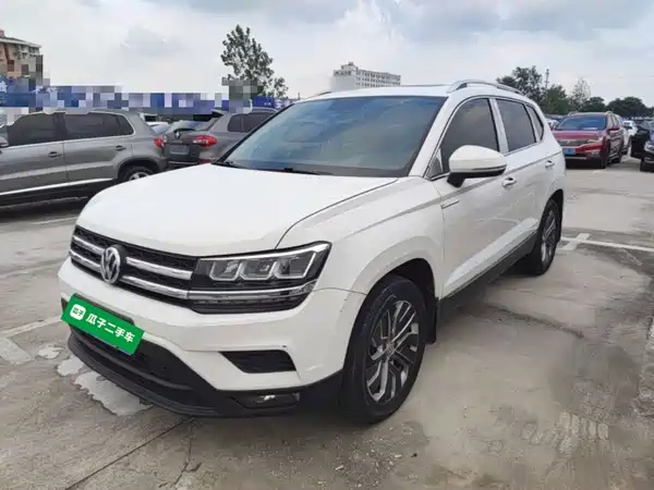 Volkswagen Tharu 2019