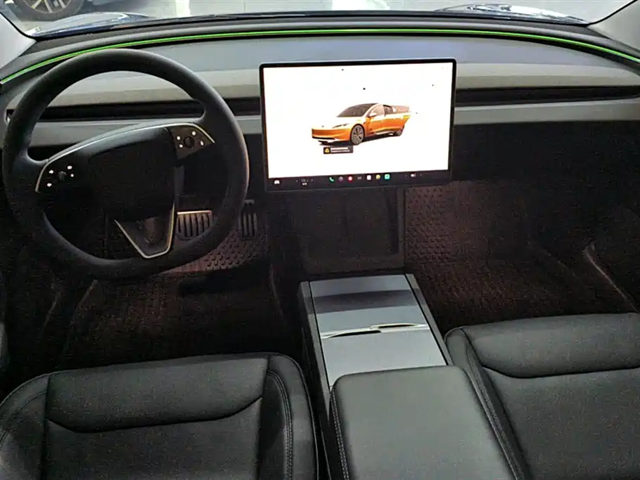 Tesla Model 3 2025 — фото 12