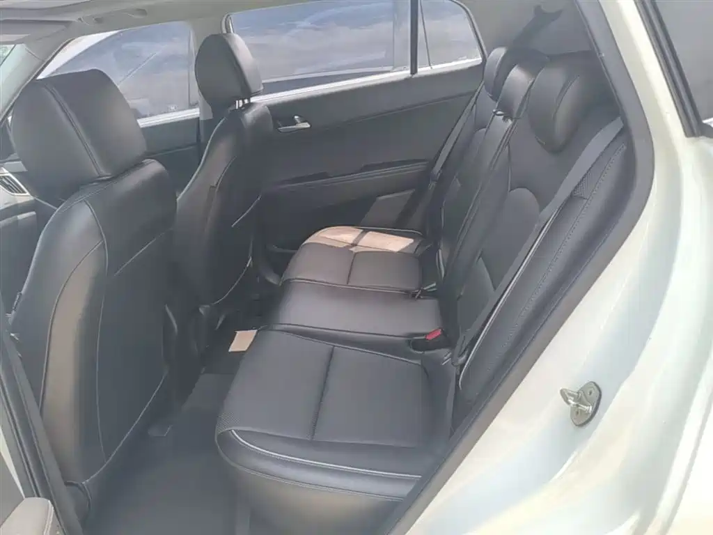 Hyundai ix25 2015 — фото 17
