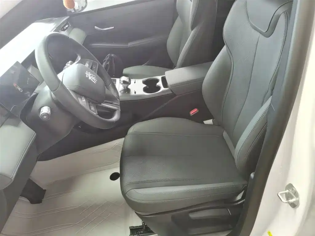 BYD Qin PLUS 2025 — фото 15