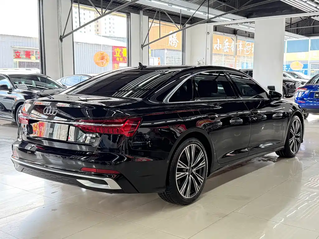 Audi A6L 2025 — фото 4