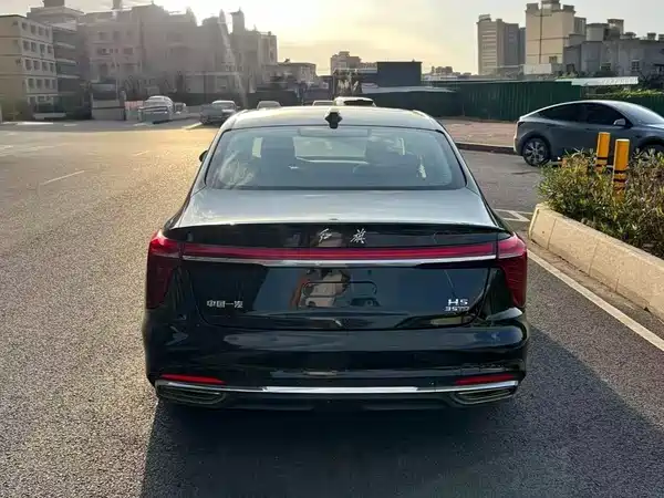 Hongqi H5 2023