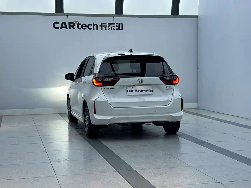 Honda Fit 2022 — фото 4