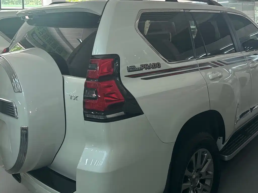 Toyota Prado 2019 — фото 15