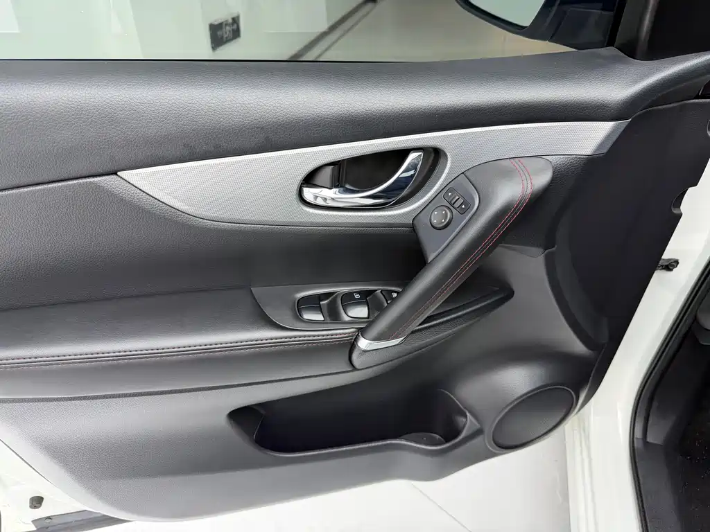 Nissan Qashqai 2021 — фото 12