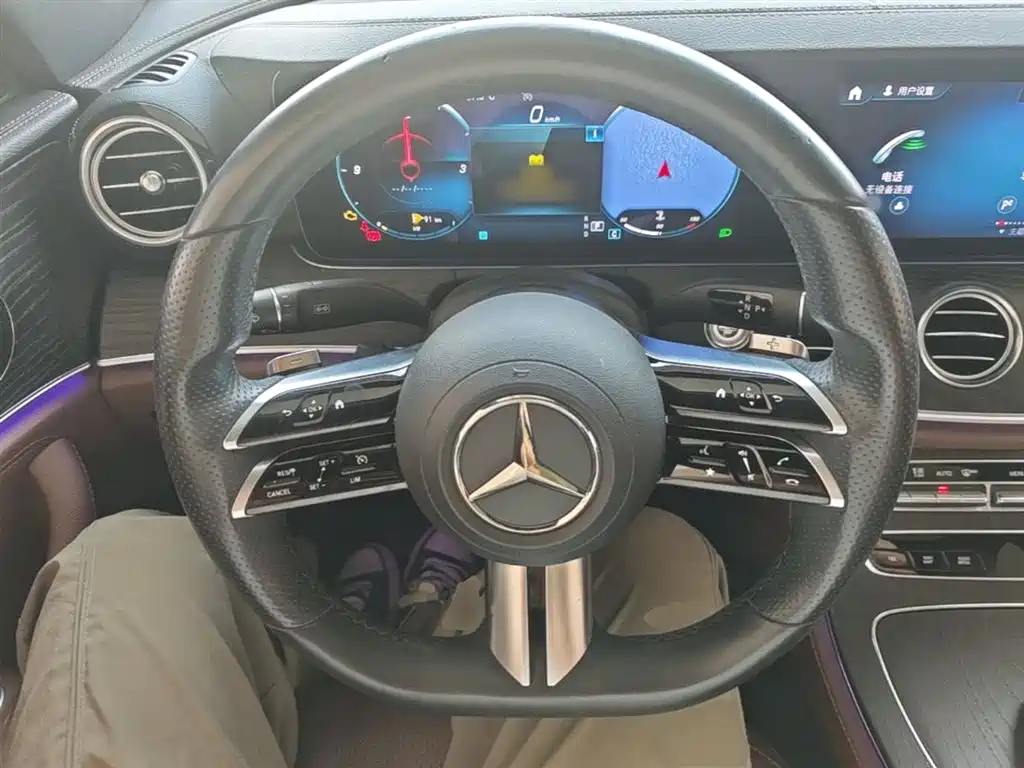 Mercedes-Benz E-Class 2021 — фото 11