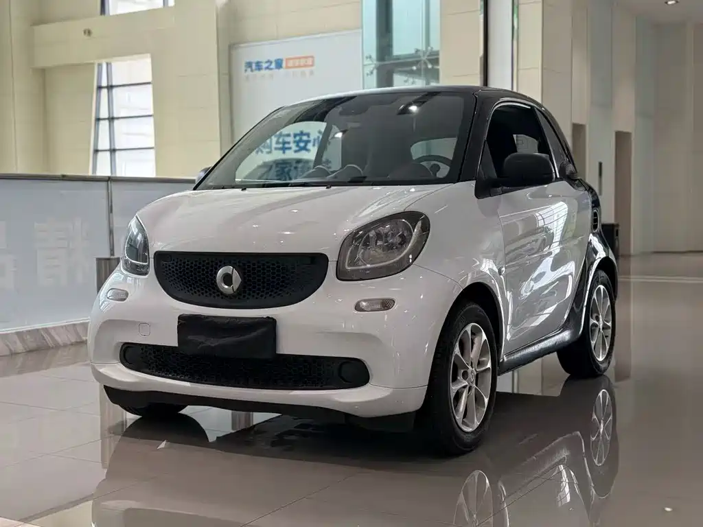 smart fortwo 2015 — фото 3