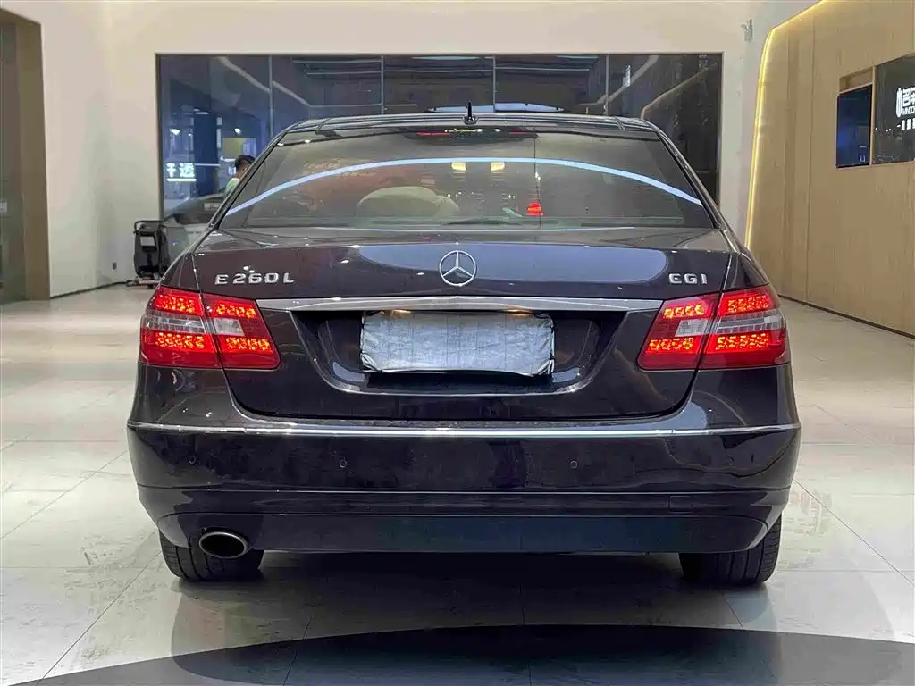 Mercedes-Benz E-Class 2012