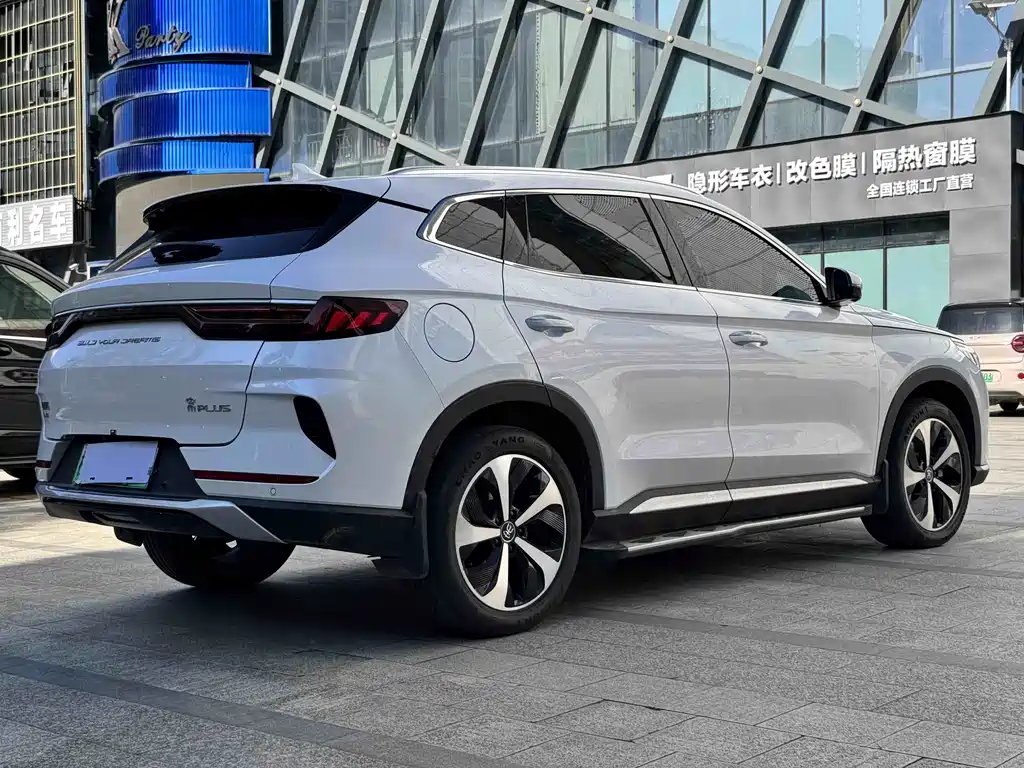 BYD Song PLUS New Energy 2023 — фото 4