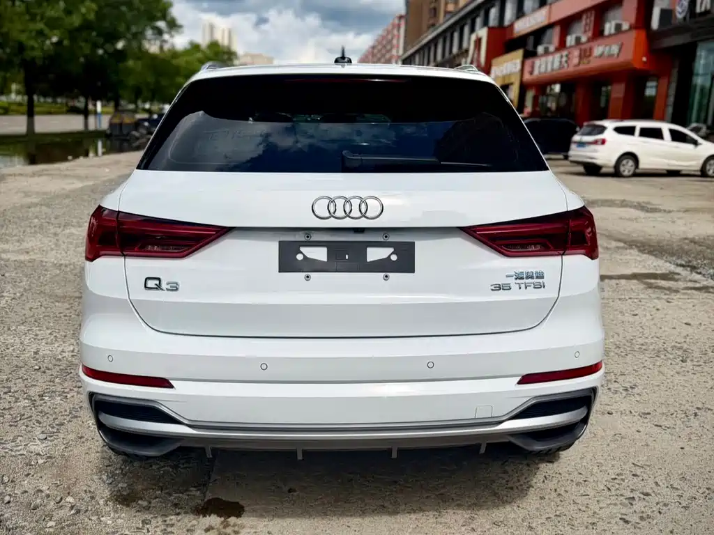 Audi Q3 2023