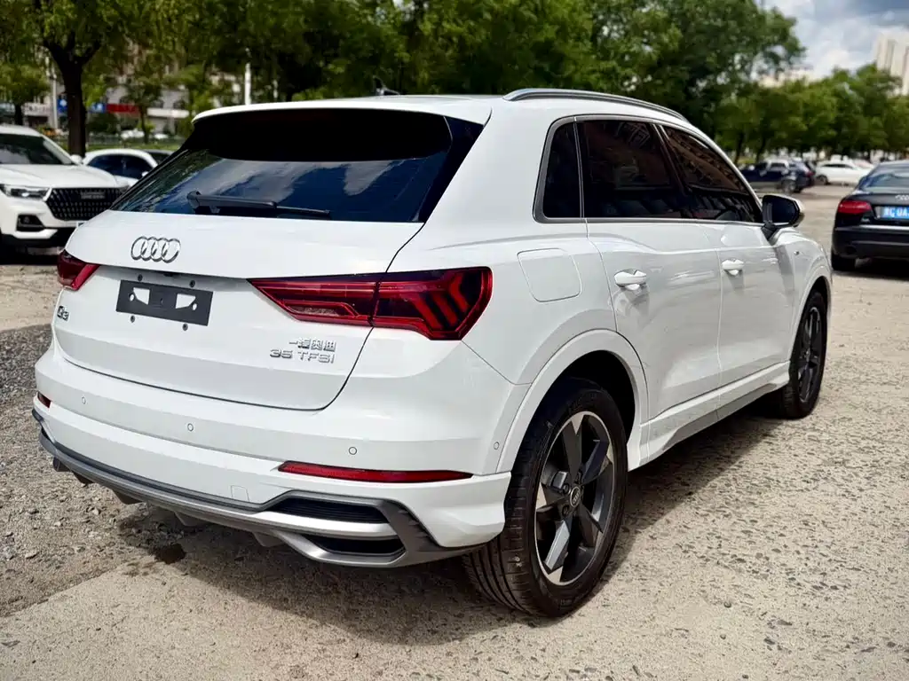 Audi Q3 2023