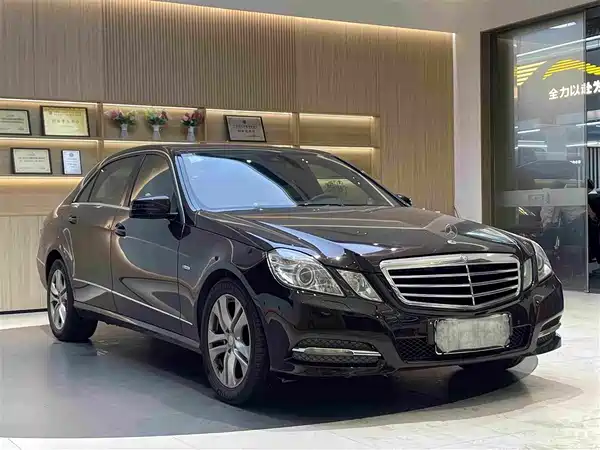 Mercedes-Benz E-Class 2012