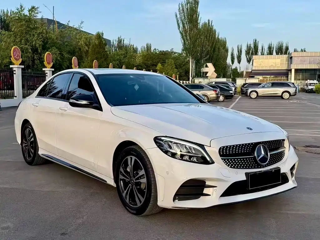 Mercedes-Benz C-Class 2019