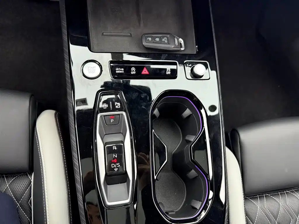 Audi A5L 2025 — фото 10