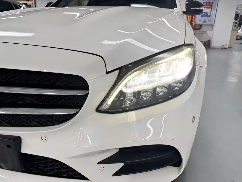 Mercedes-Benz C-Class 2019