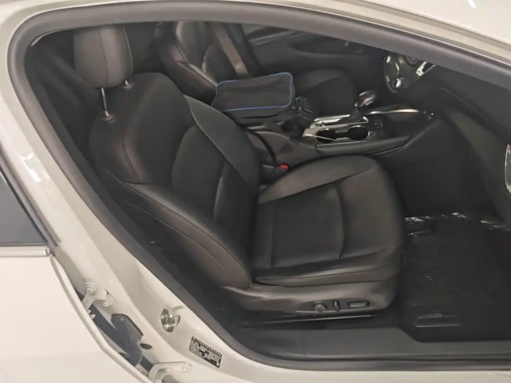 Chevrolet Malibu XL 2020 — фото 25