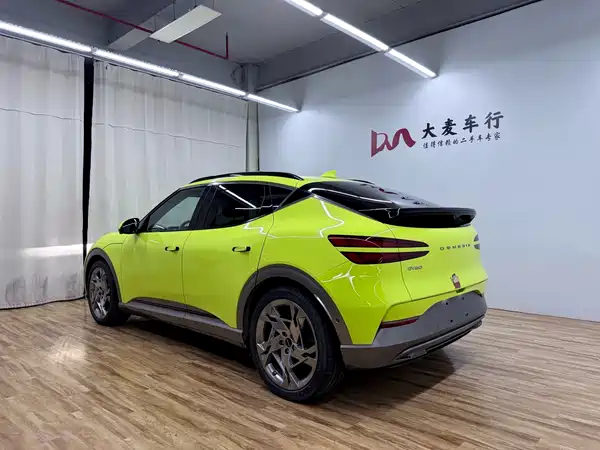 Genesis GV60 2023