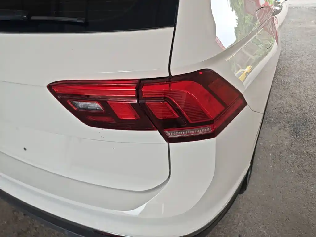 Volkswagen Tiguan L 2019 — фото 8