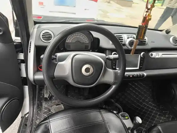 smart fortwo 2012