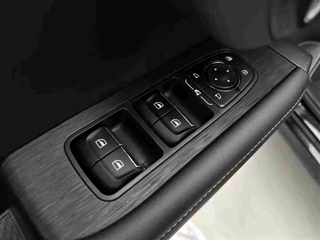 Haval Big Dog PLUS New Energy 2023 — фото 23
