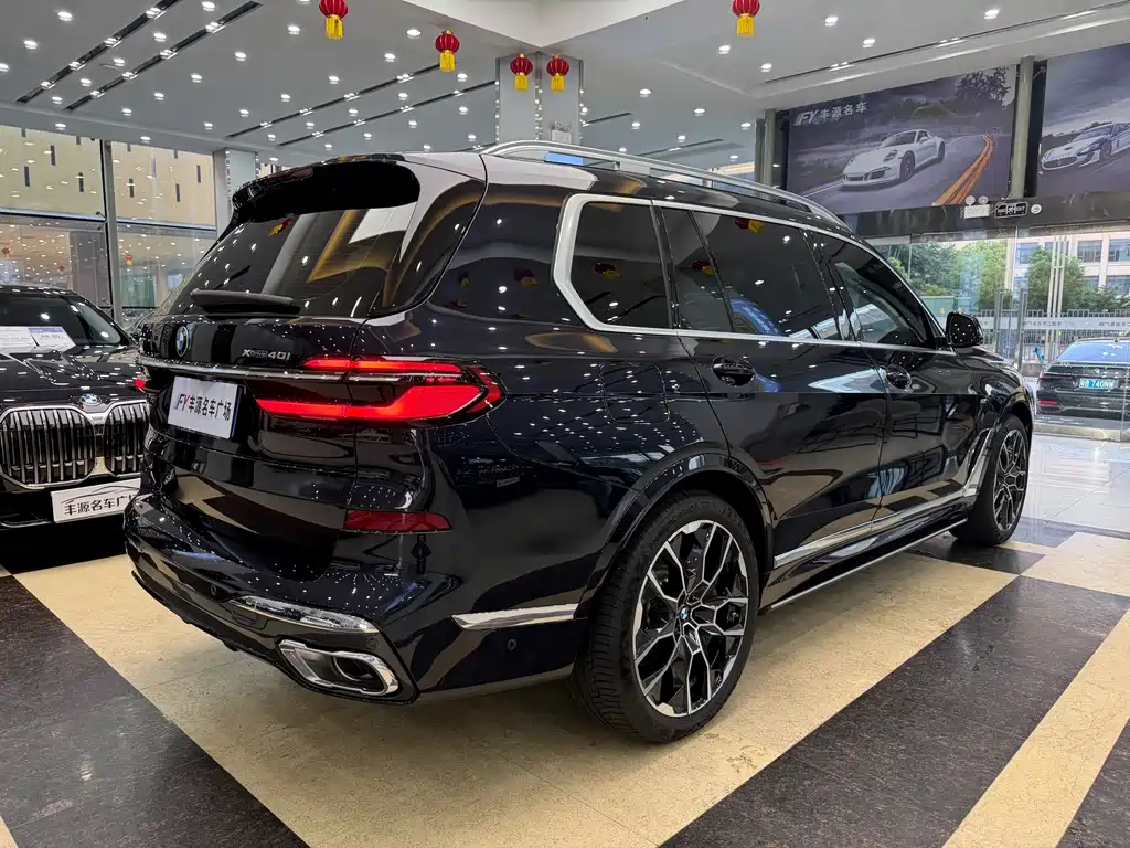 BMW X7 2023 — фото 30
