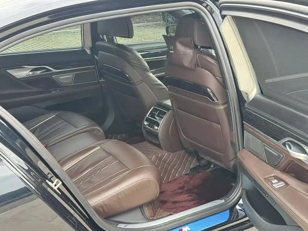 BMW 7 Series 2022 — фото 14