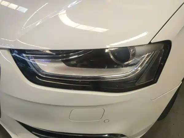 Audi A4L 2014