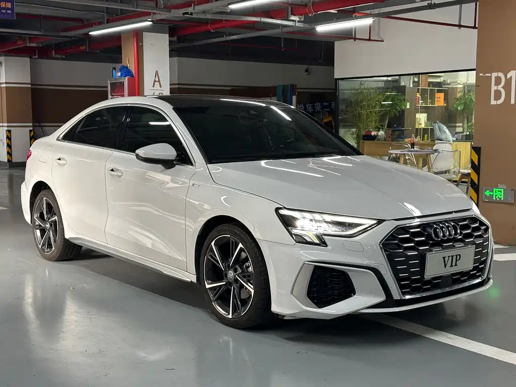Audi A3 2022 — фото 3