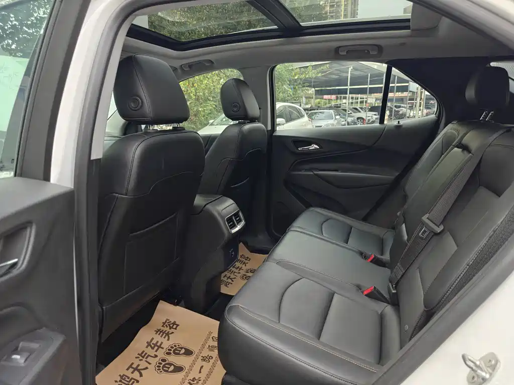 Chevrolet Equinox 2017 — фото 17