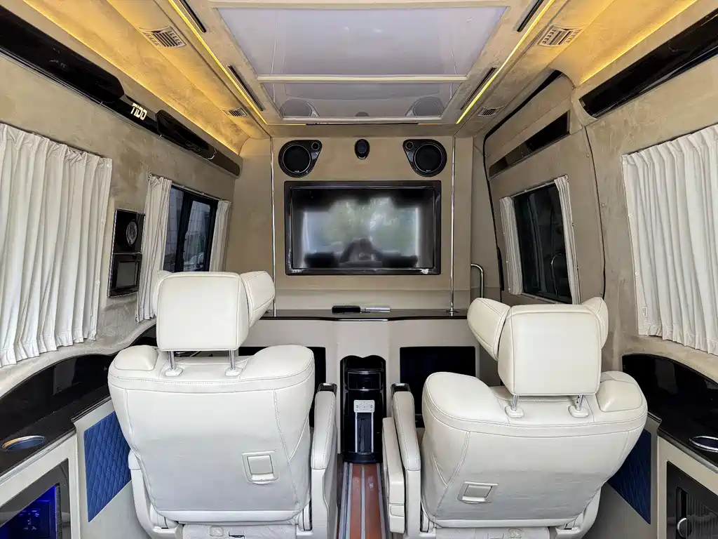 Mercedes-Benz Sprinter 2016 — фото 13