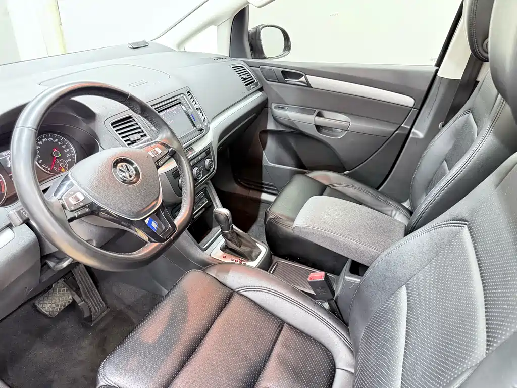 Volkswagen Sharan 2018 — фото 22