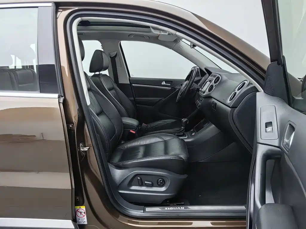 Volkswagen Tiguan 2016 — фото 23