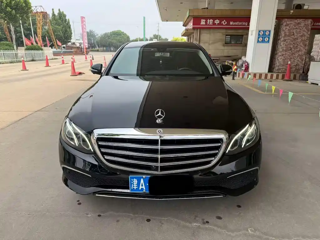 Mercedes-Benz E-Class 2018