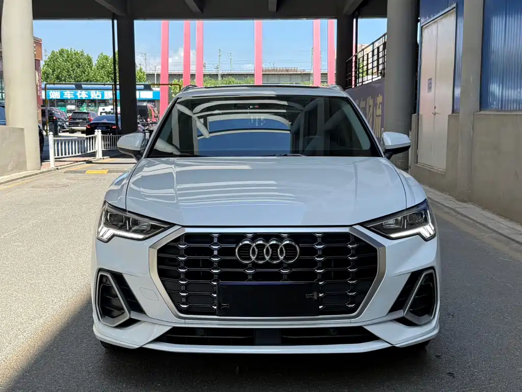 Audi Q3 2022