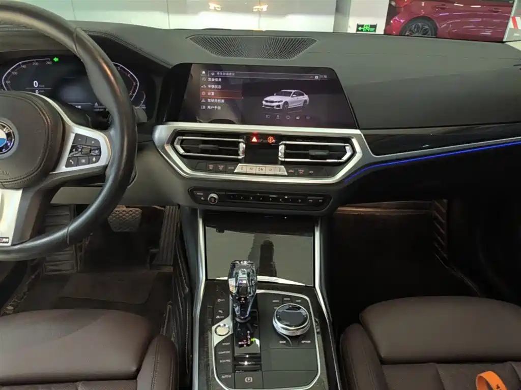 BMW 3 Series 2022 — фото 13
