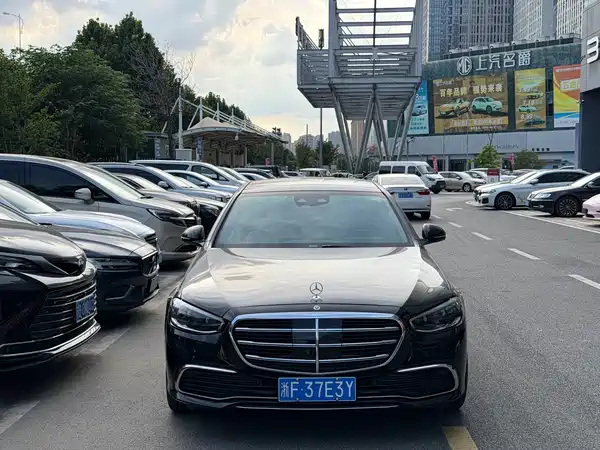 Mercedes-Benz S-Class 2022