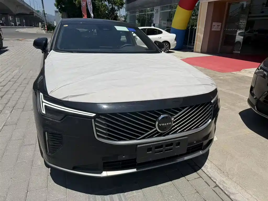 Volvo S90 — фото 3