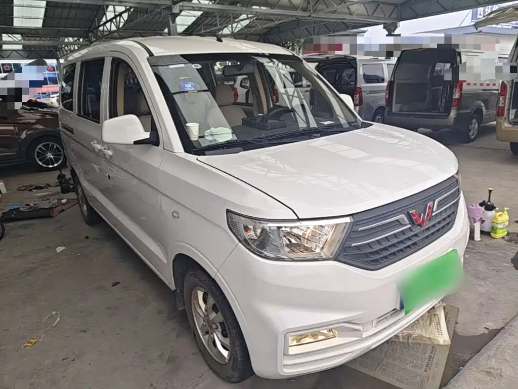 Wuling Hongguang V 2024 — фото 4