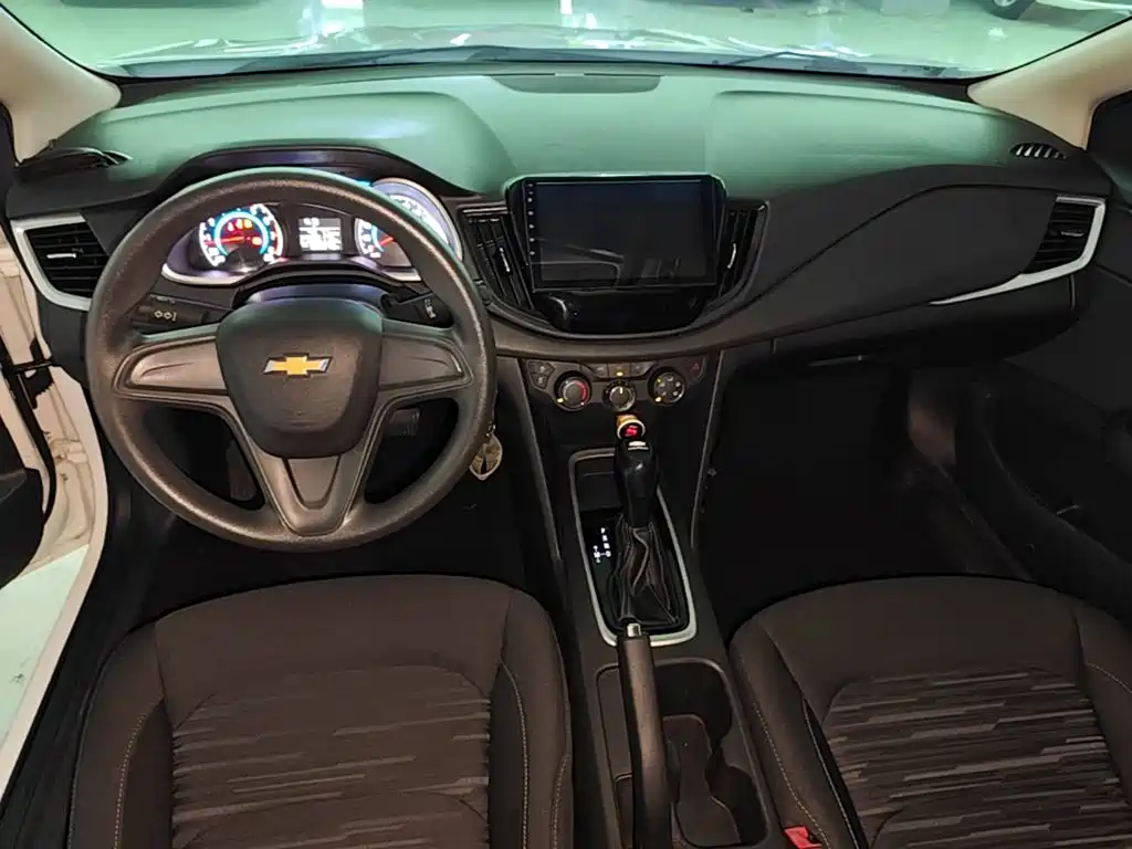 Chevrolet Cavalier 2016 — фото 13