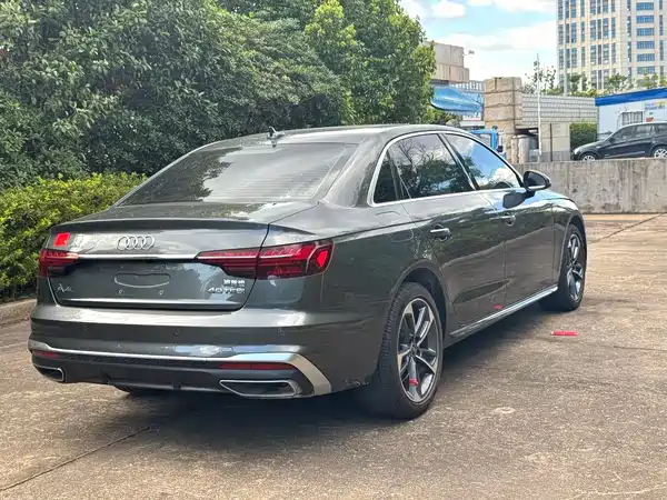 Audi A4L 2024