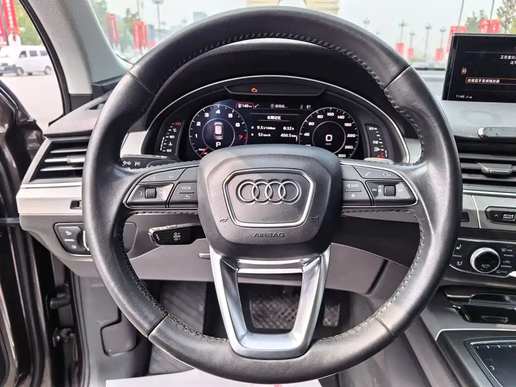 Audi Q7 2018 — фото 6