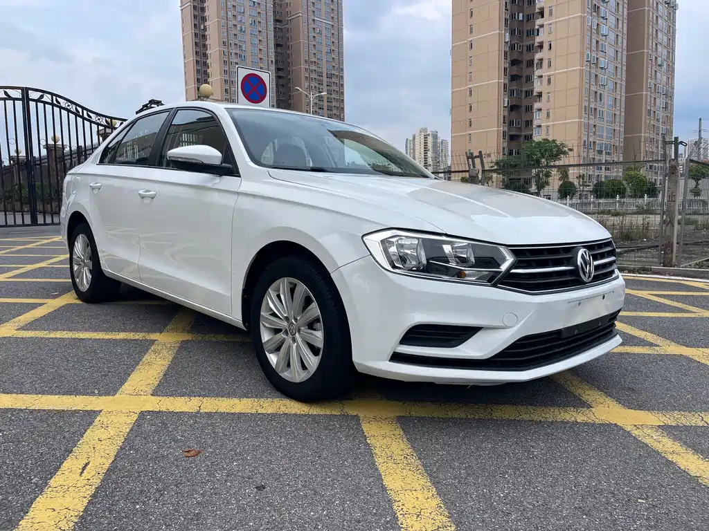 Volkswagen Bora 2021