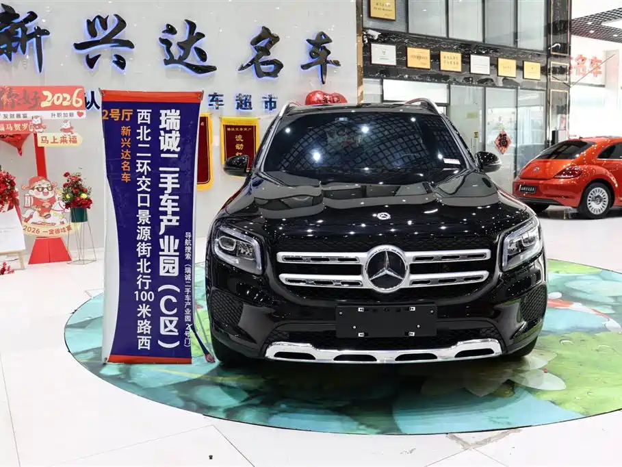 Mercedes-Benz GLB 2023 — фото 2