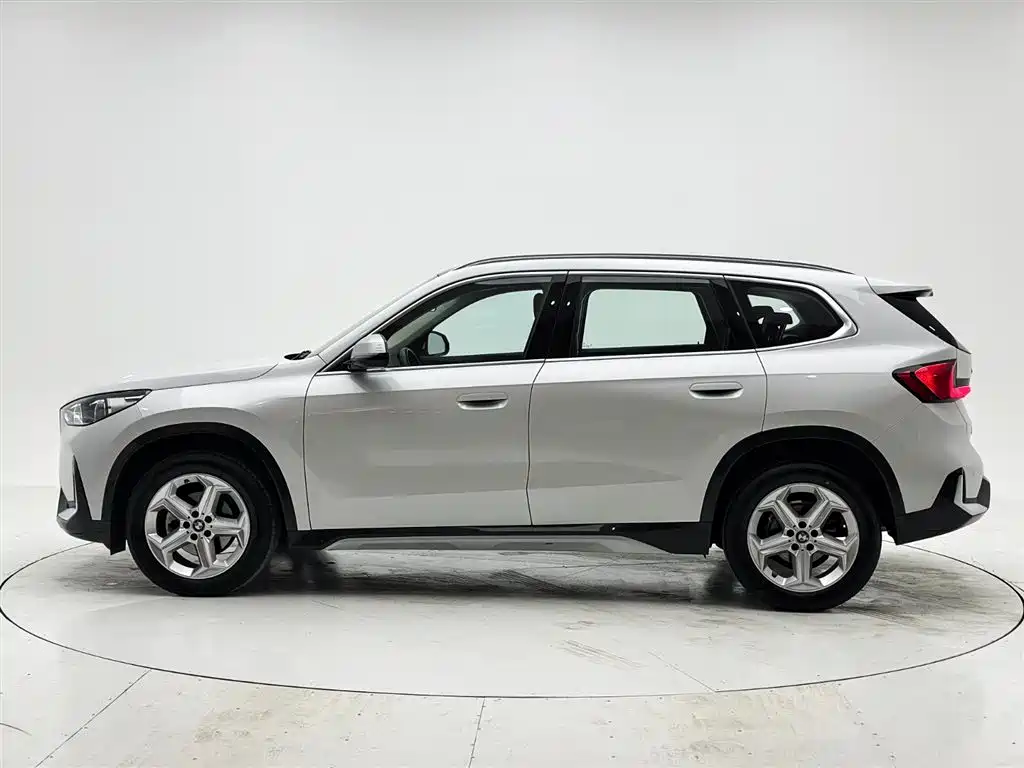 BMW X1 2023 — фото 7